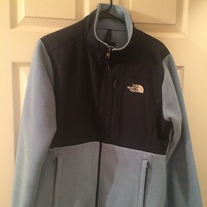 North Face Women’s Blue Denali size L